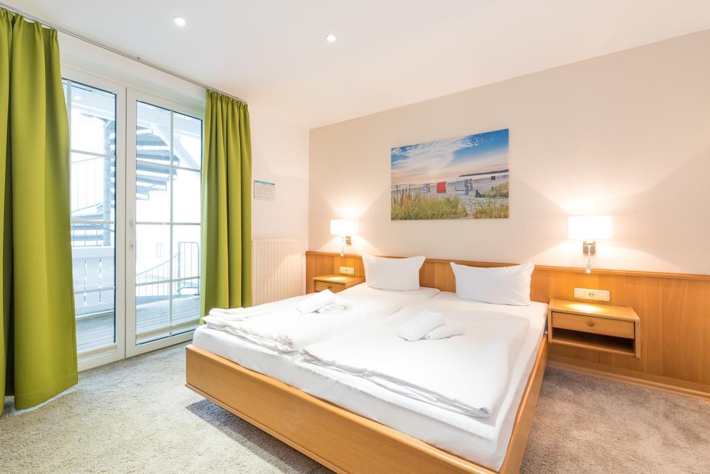Hotel Koenigslinie Sassnitz Ngoại thất bức ảnh
