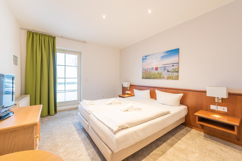 Hotel Koenigslinie Sassnitz Ngoại thất bức ảnh