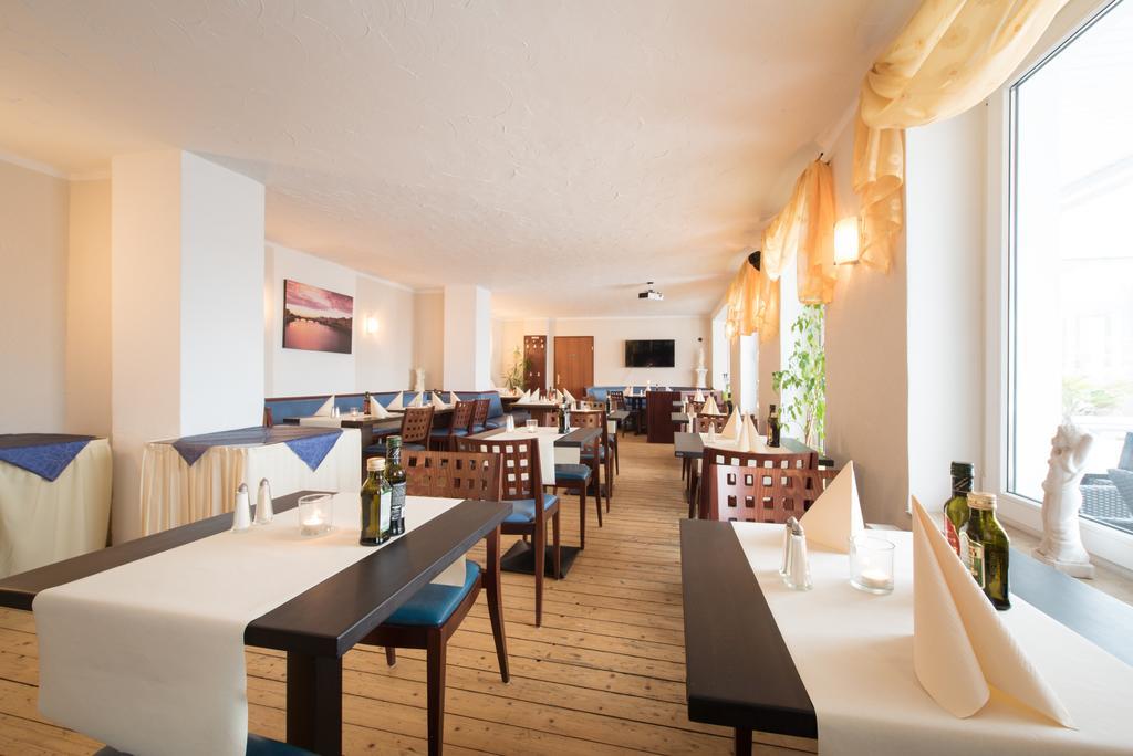 Hotel Koenigslinie Sassnitz Ngoại thất bức ảnh