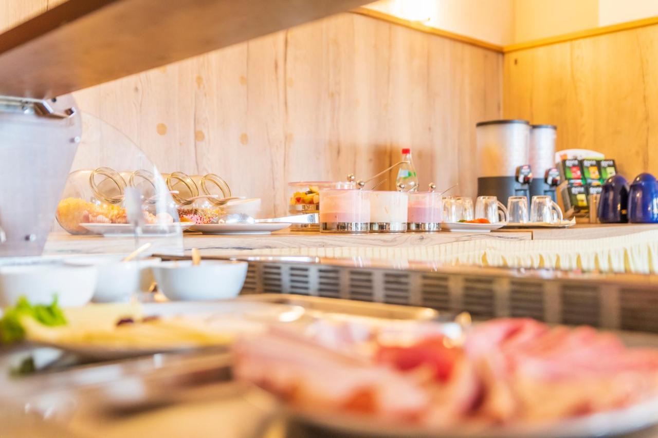 Hotel Koenigslinie Sassnitz Ngoại thất bức ảnh